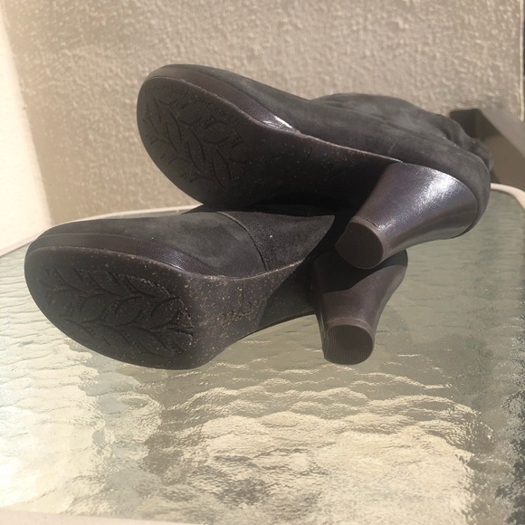 NEW NAYA Bara Suede Leather Booties Heels size 5 - Picture 3 of 14